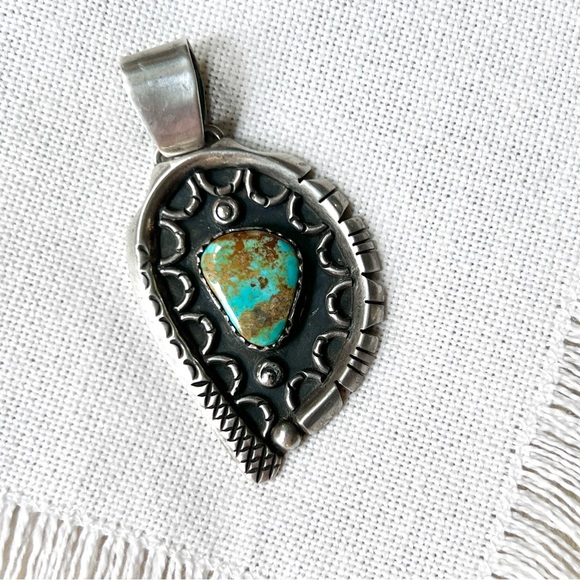 Vintage NATIVE Large Turquoise Sterling Silver Southwestern Abstract Pendant - Picture 3 of 7